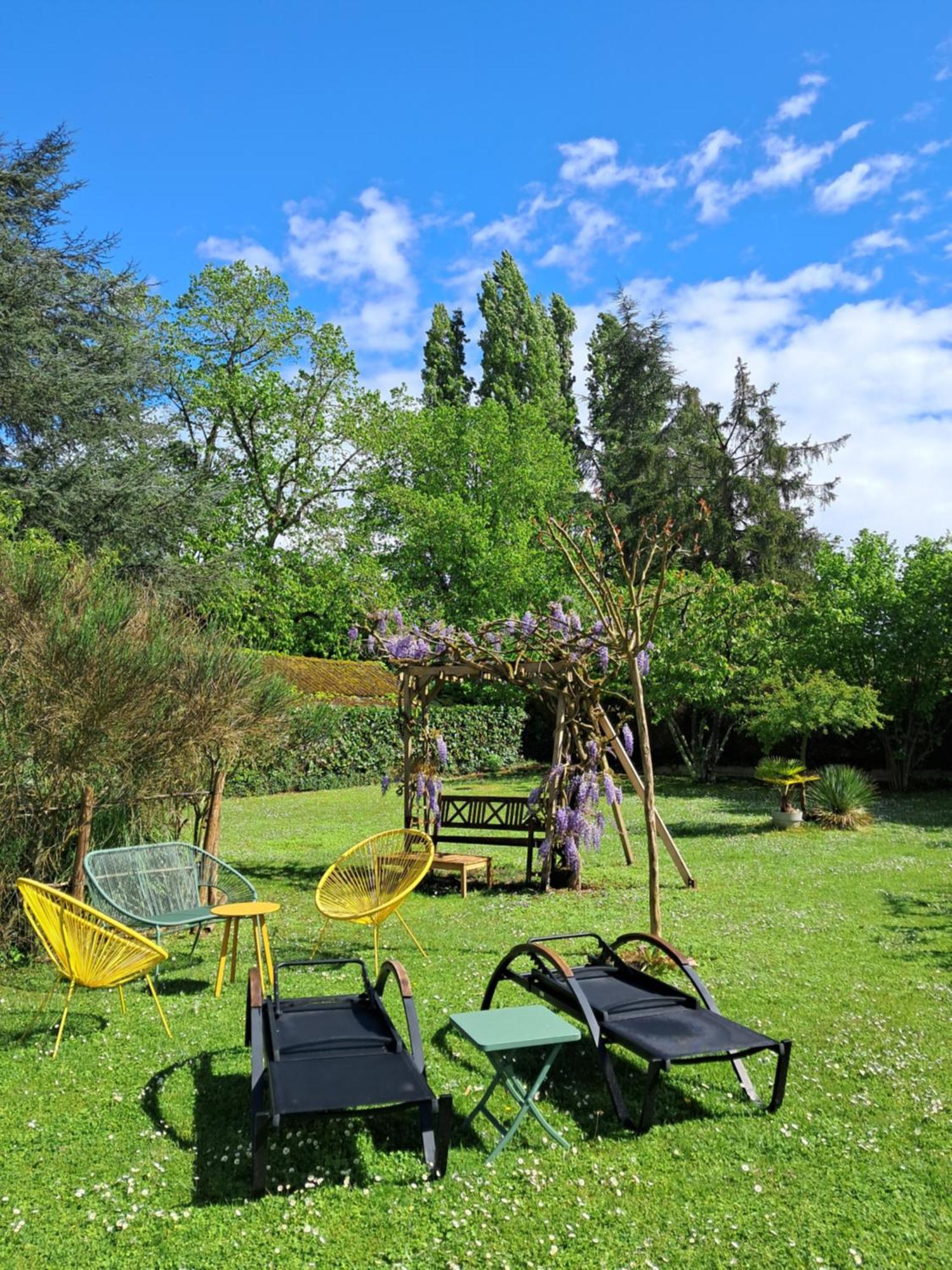 ホテル Le Jardin De Josseline アンボワーズ エクステリア 写真